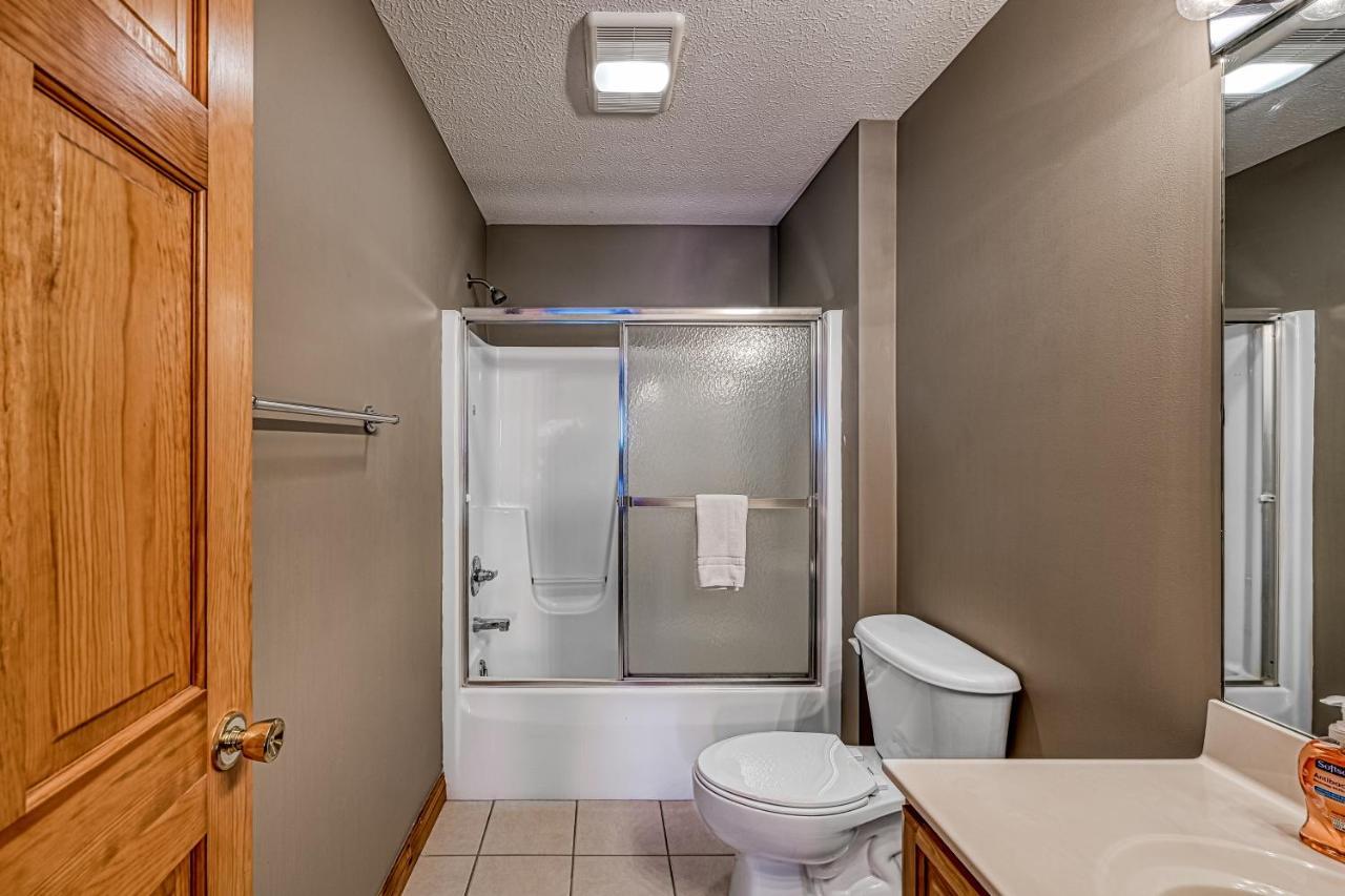 Roze Creek Villa McHenry Buitenkant foto