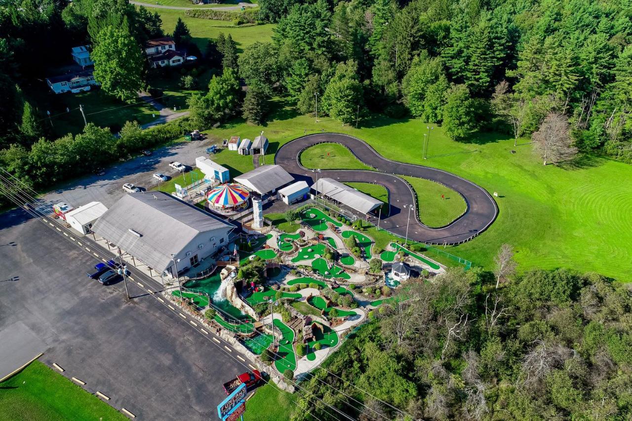 Roze Creek Villa McHenry Buitenkant foto