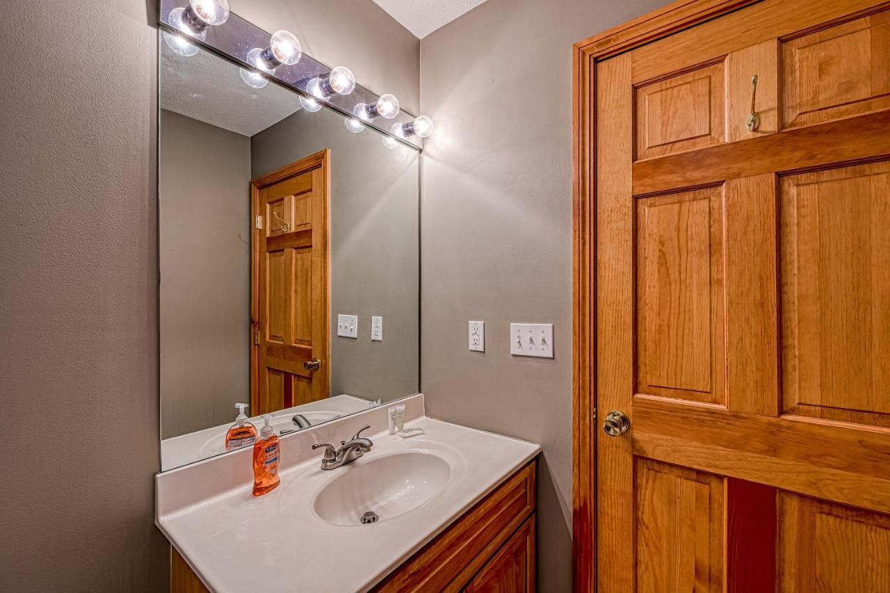 Roze Creek Villa McHenry Buitenkant foto